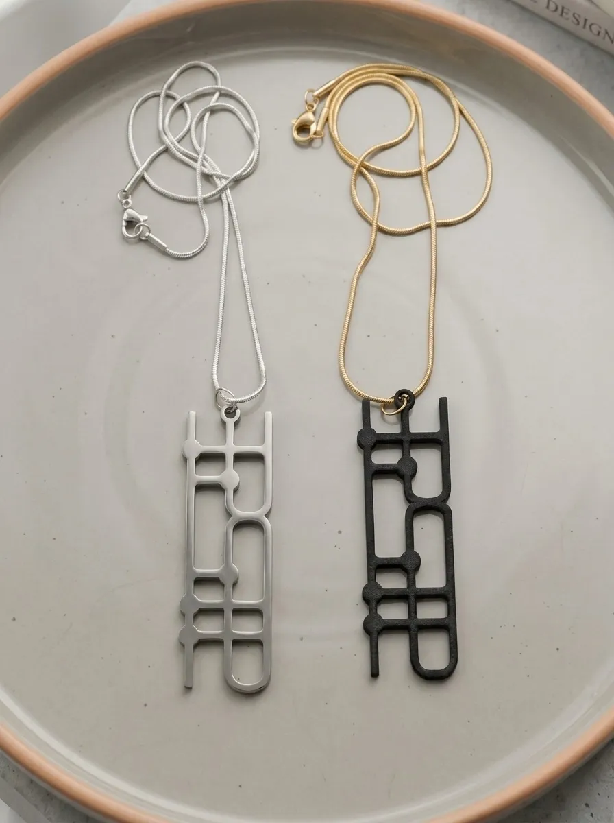 Quantum Necklace Mini, stainless steel and black, flat